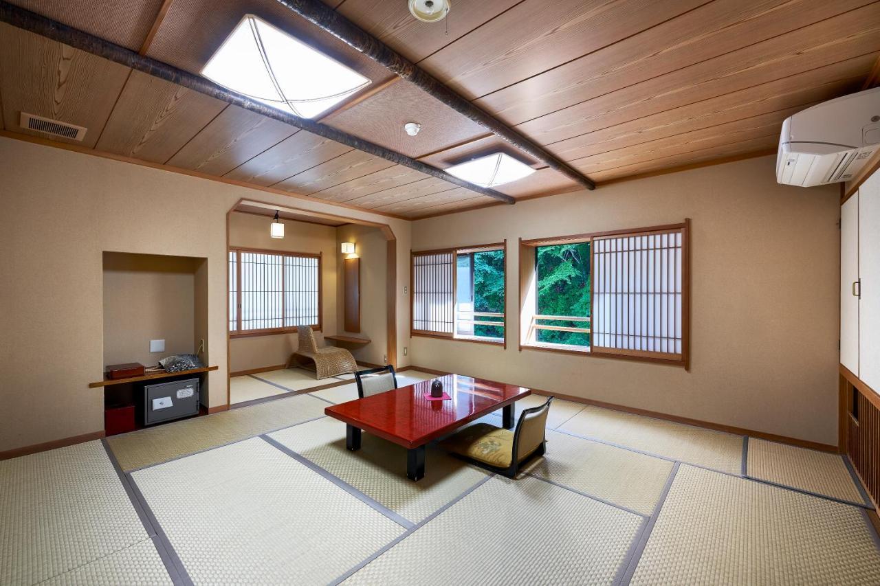 Shima-Onsen Toshimaya Nakanojo Екстер'єр фото